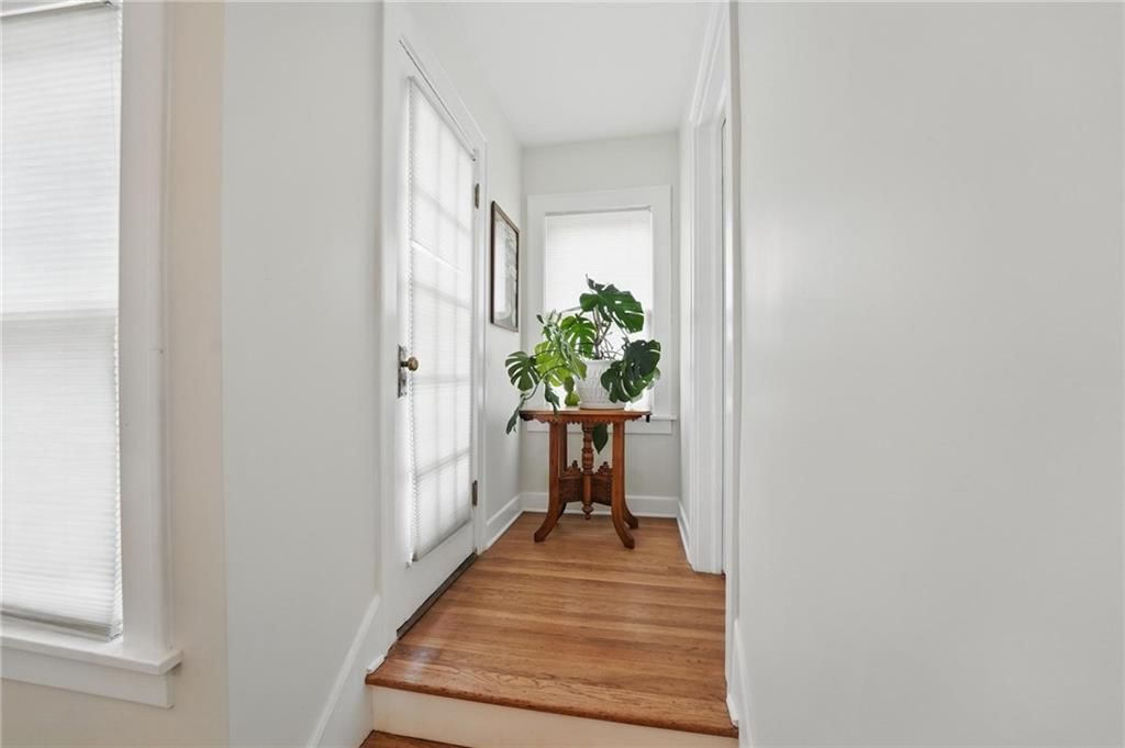 1037 W Gregory Boulevard — photo 27
