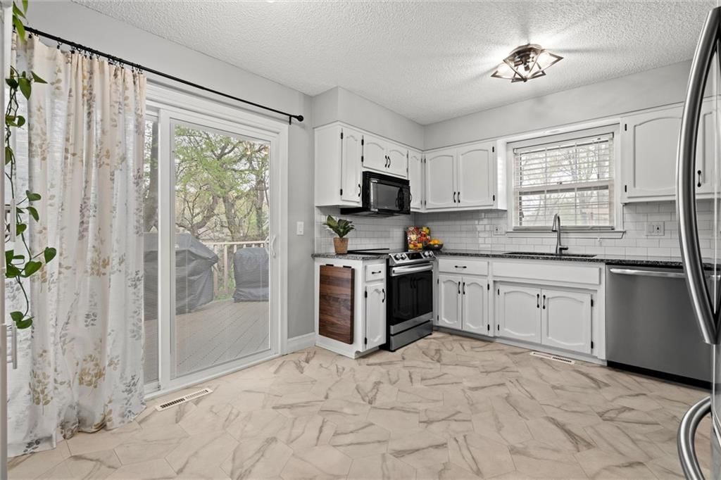 6801 N Agnes Avenue — photo 14