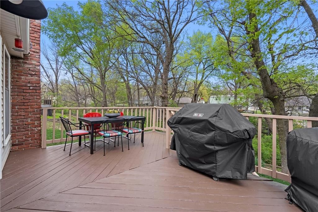 6801 N Agnes Avenue — photo 32