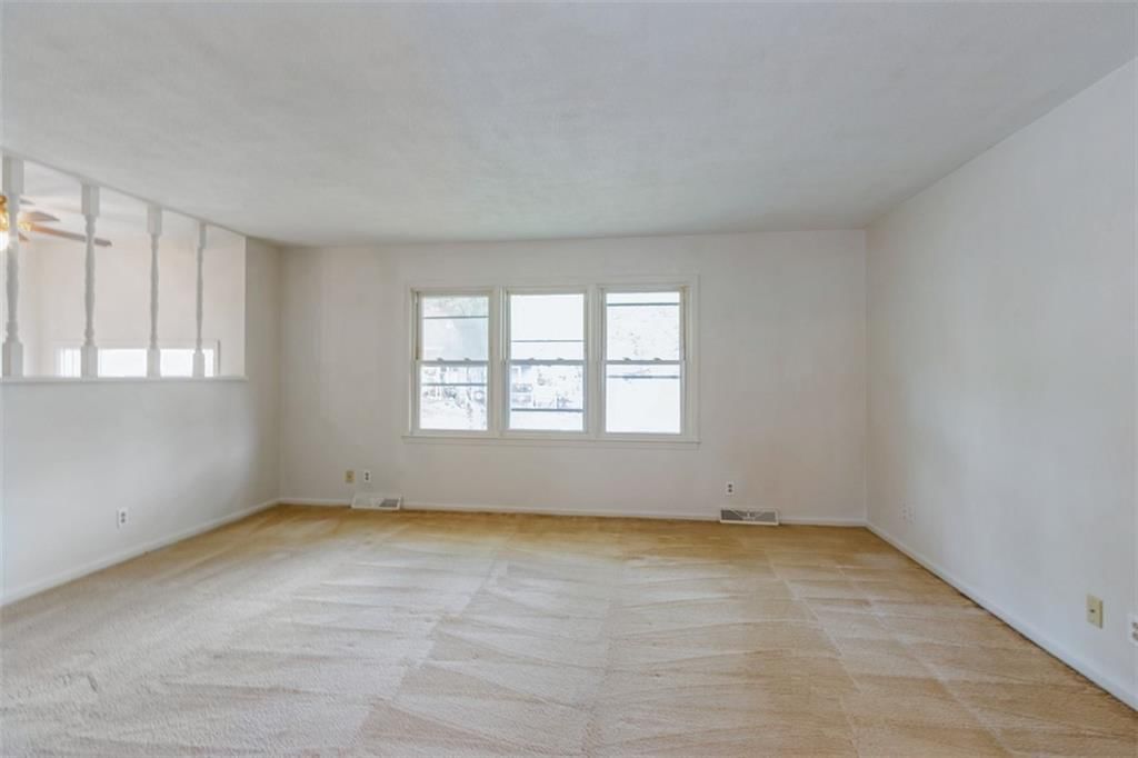 3105 S 45th Street — photo 5