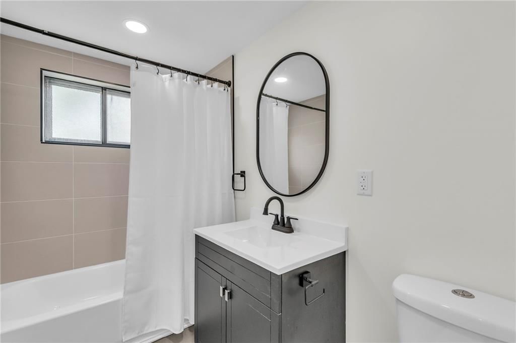 7209 N Troost Avenue — photo 17