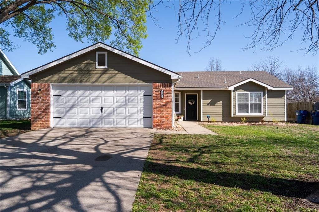 4832 Tempe Street — photo 2
