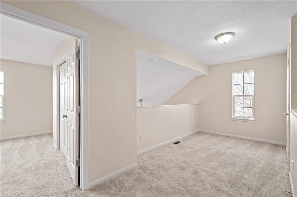437 W ACORN Street — photo 19