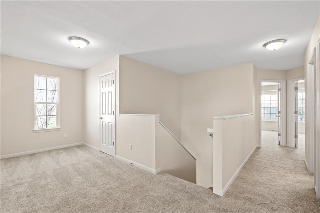 437 W ACORN Street — photo 20