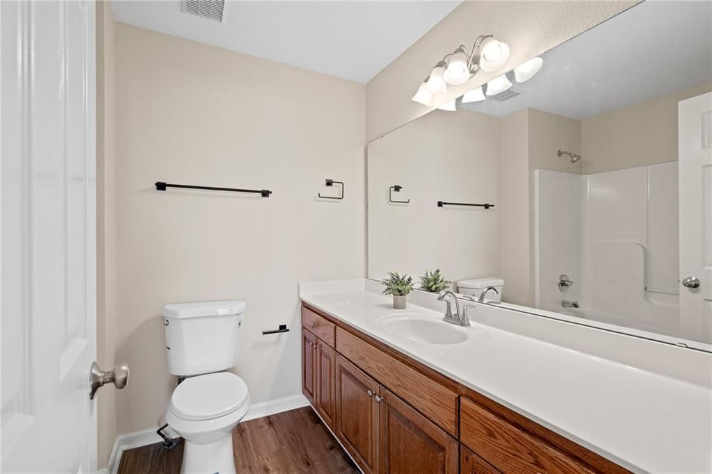 437 W ACORN Street — photo 23