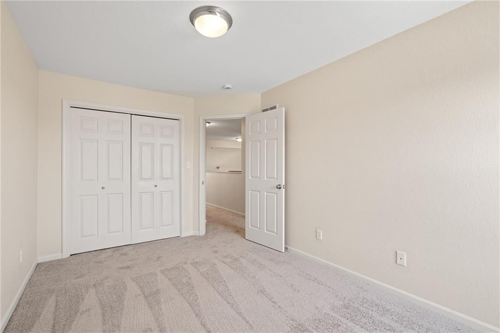 437 W ACORN Street — photo 26