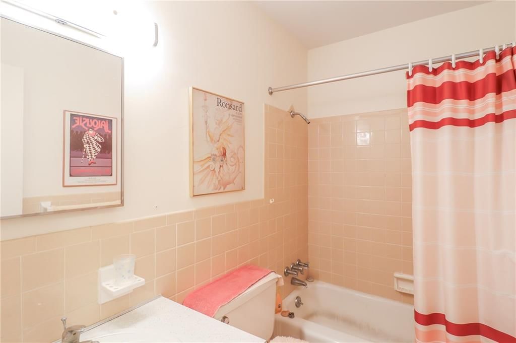 302 Johnson Drive — photo 10