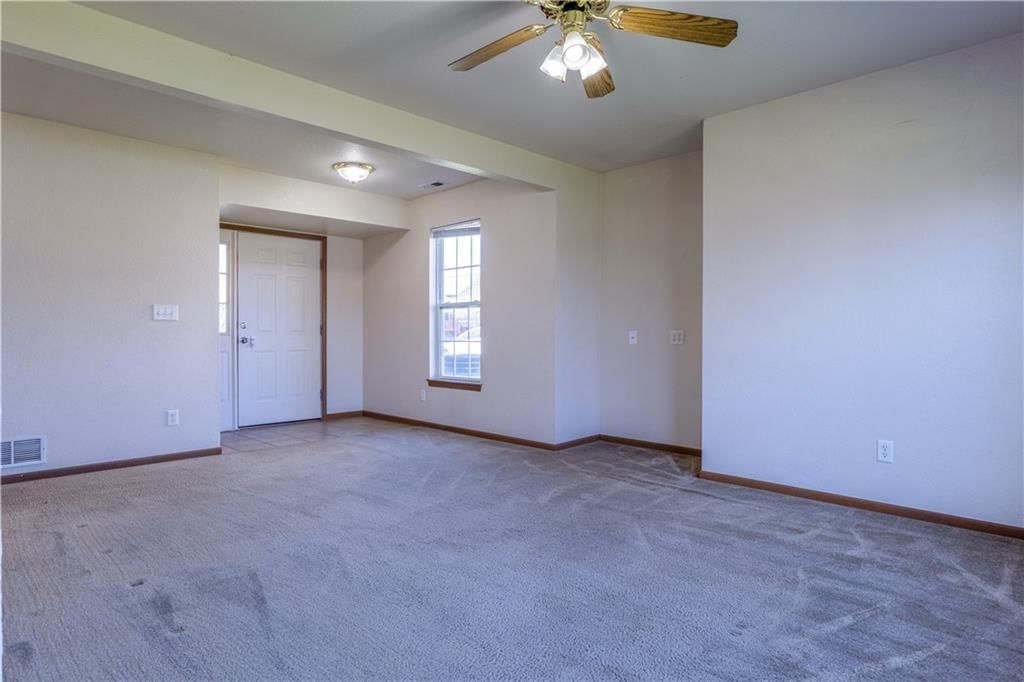 936 E Wildcat Run Street — photo 4