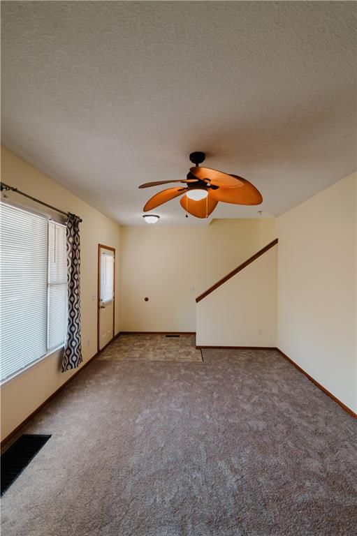 1021 Roosevelt Avenue — photo 24