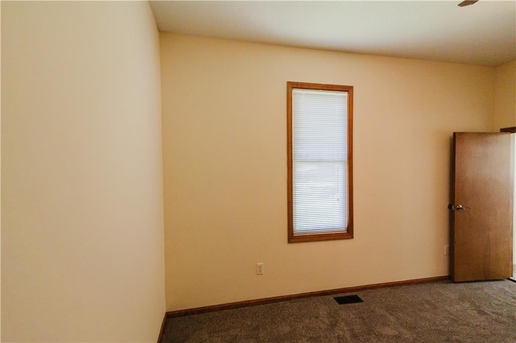 1021 Roosevelt Avenue — photo 35