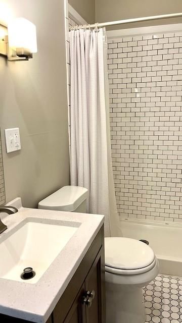 811 W 6th Street — photo 36