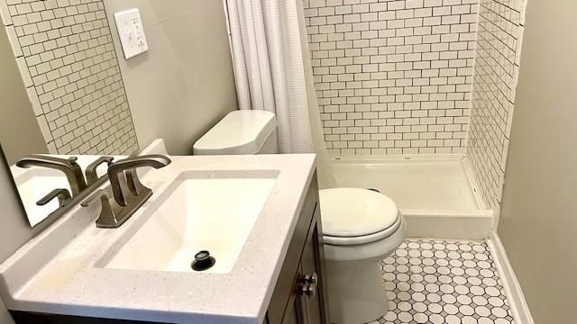 811 W 6th Street — photo 38