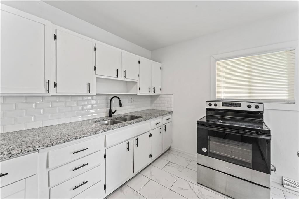 307 W South Avenue — photo 13