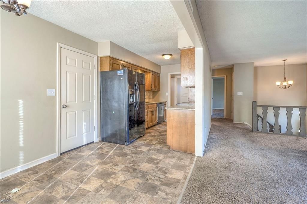 9805 Hillcrest Road — photo 11