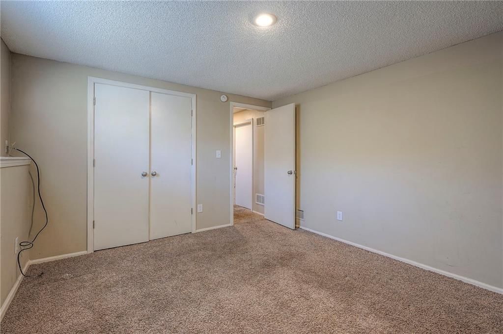 9805 Hillcrest Road — photo 23