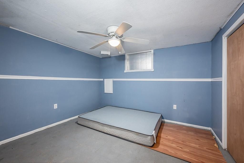 6638 Greeley Avenue — photo 17
