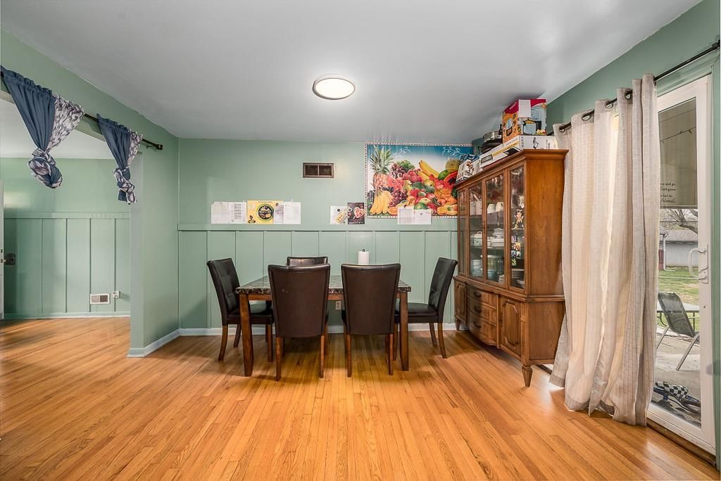 6638 Greeley Avenue — photo 7