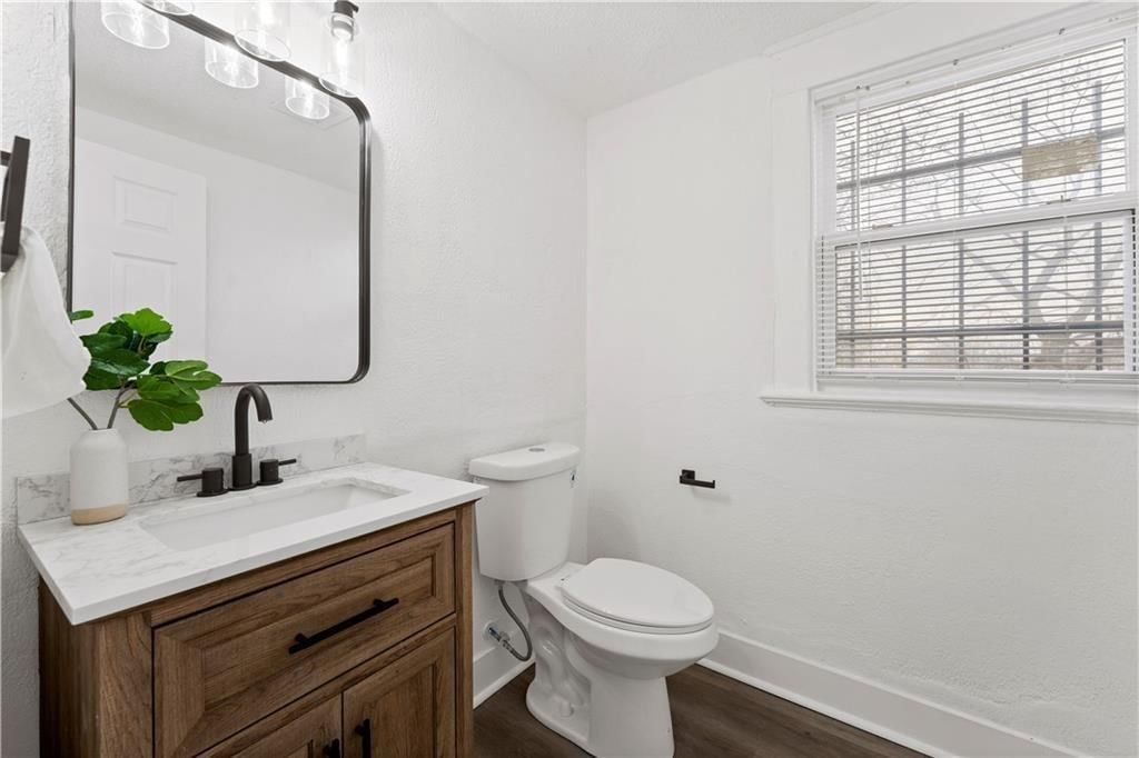 3232 Woodland Avenue — photo 14
