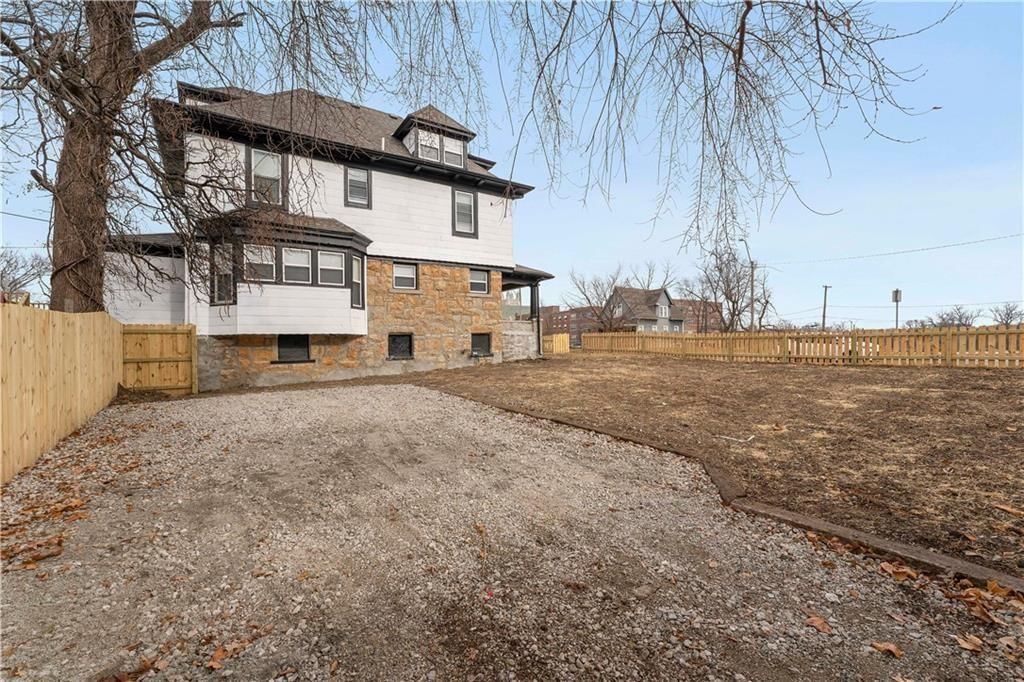 3232 Woodland Avenue — photo 43