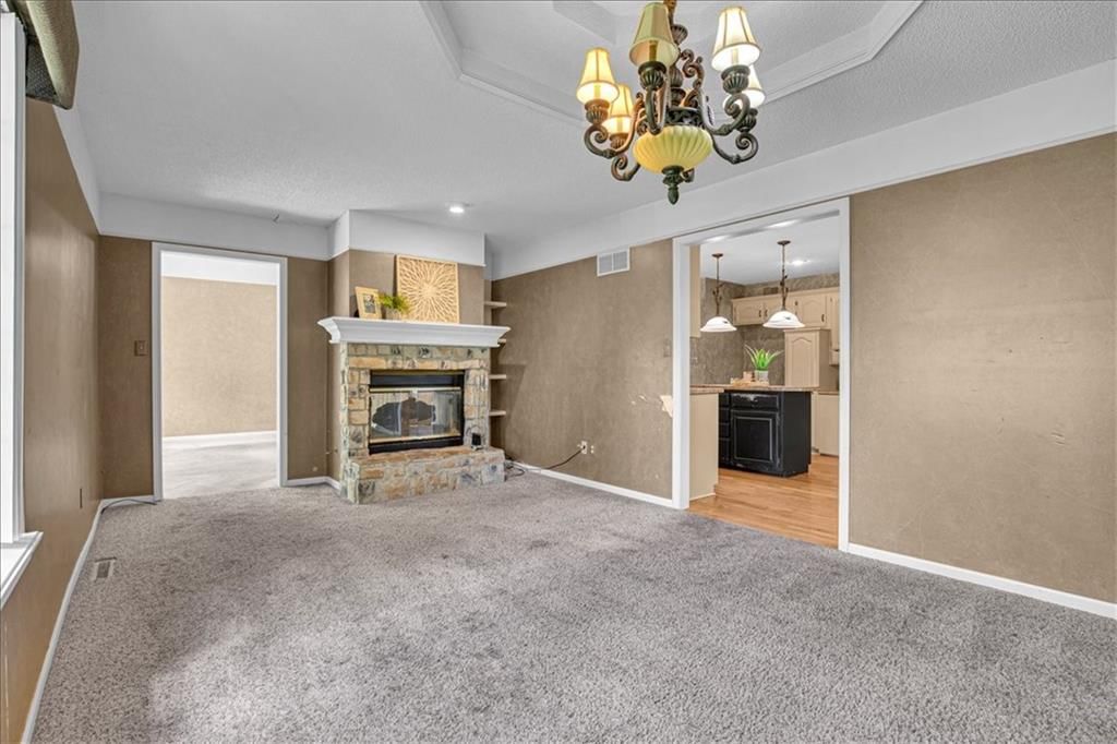 120 NW Whitlock Drive — photo 13