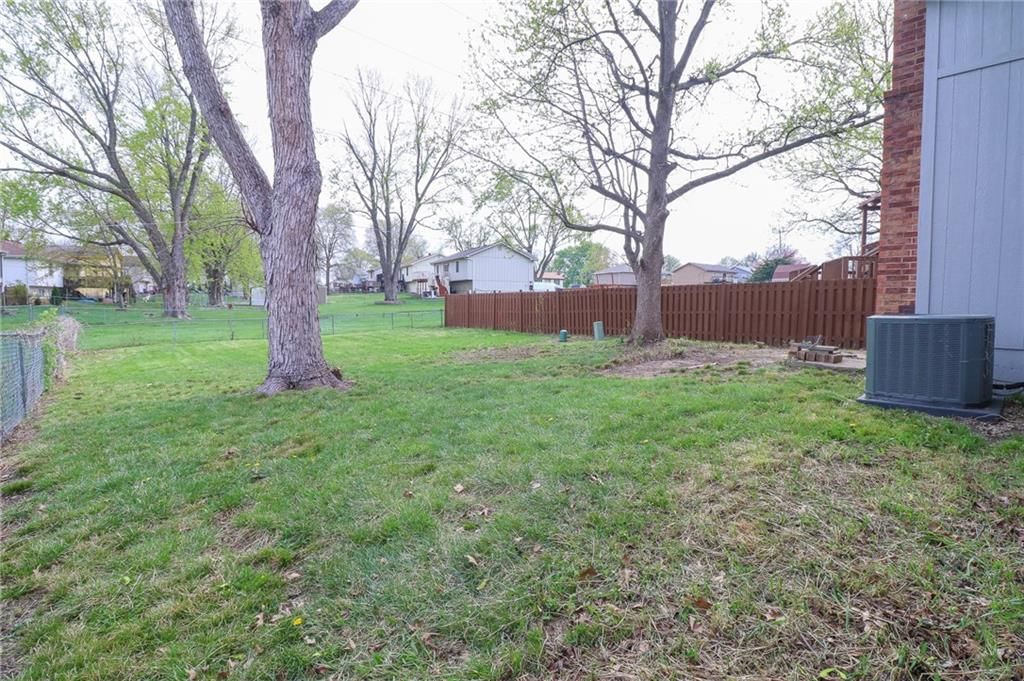5313 Crest Drive — photo 14
