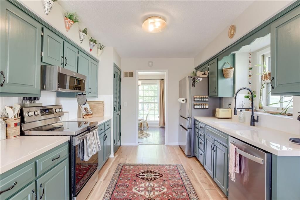 6623 Cottonwood Drive — photo 8
