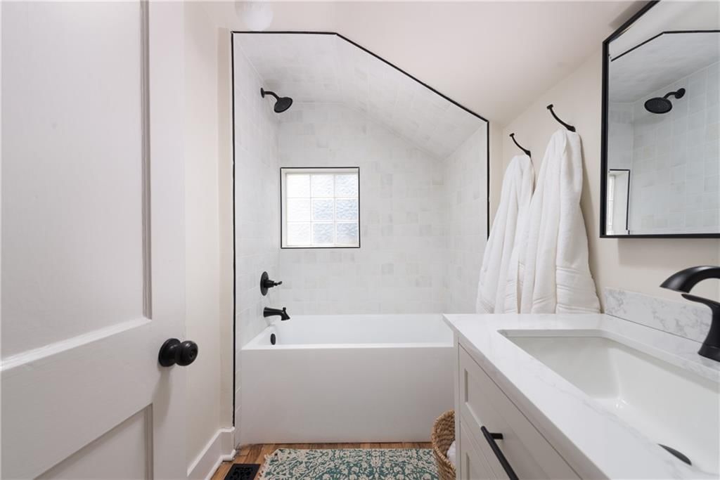 4704 Liberty Street — photo 16