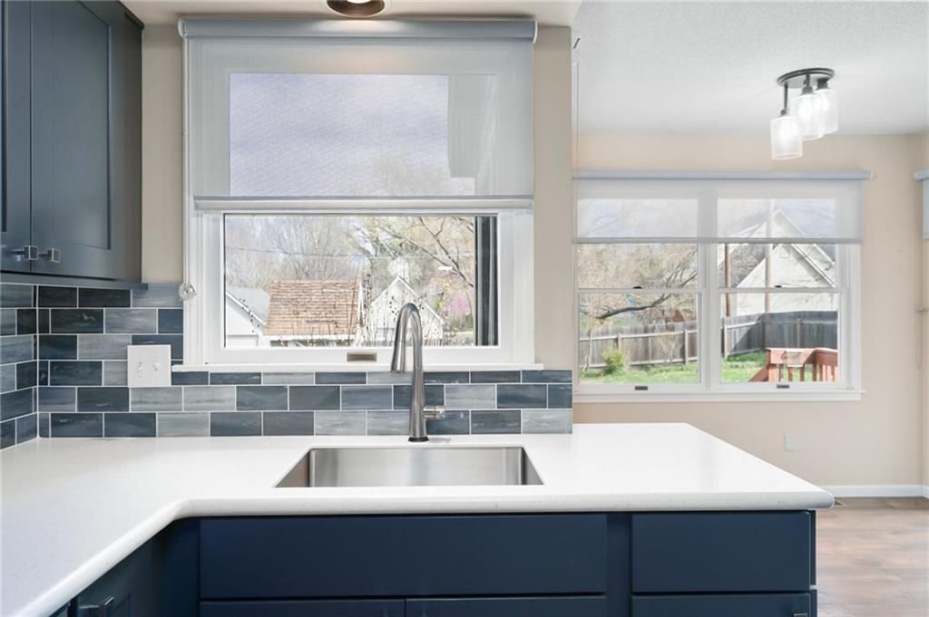 910 Monroe Street — photo 13