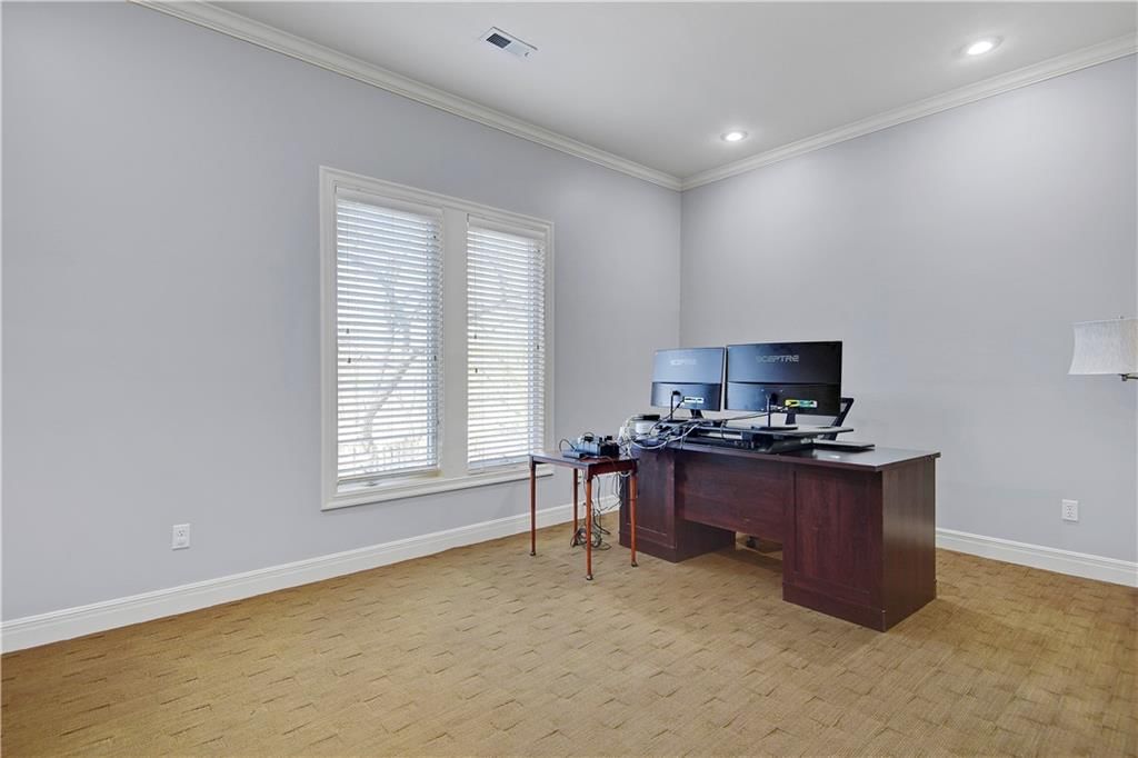 7800 ALDEN Road — photo 41