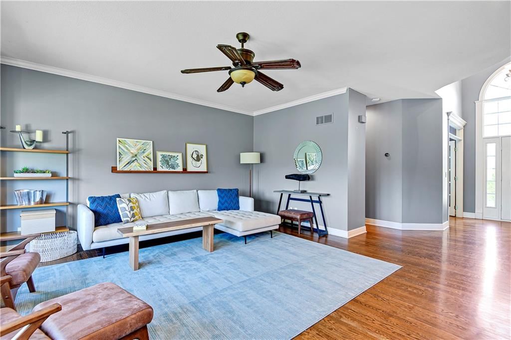 7800 ALDEN Road — photo 8