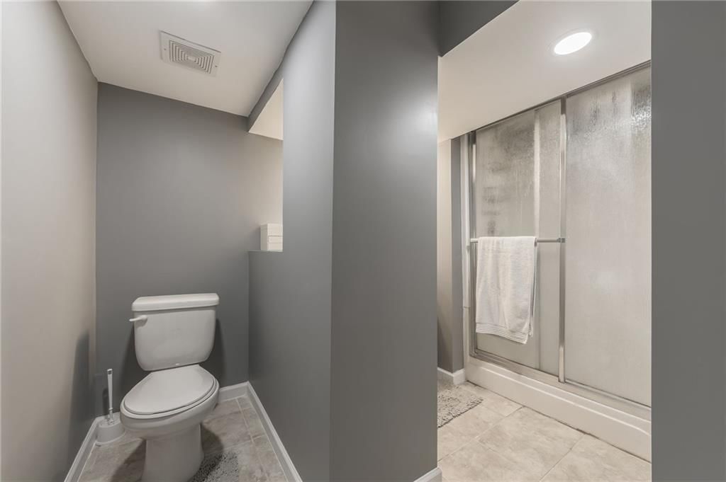 6806 N Euclid Avenue — photo 39
