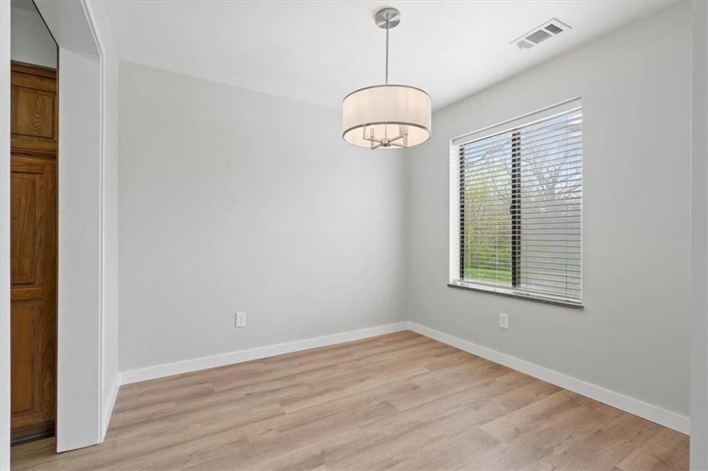 5860 PARK Street — photo 12