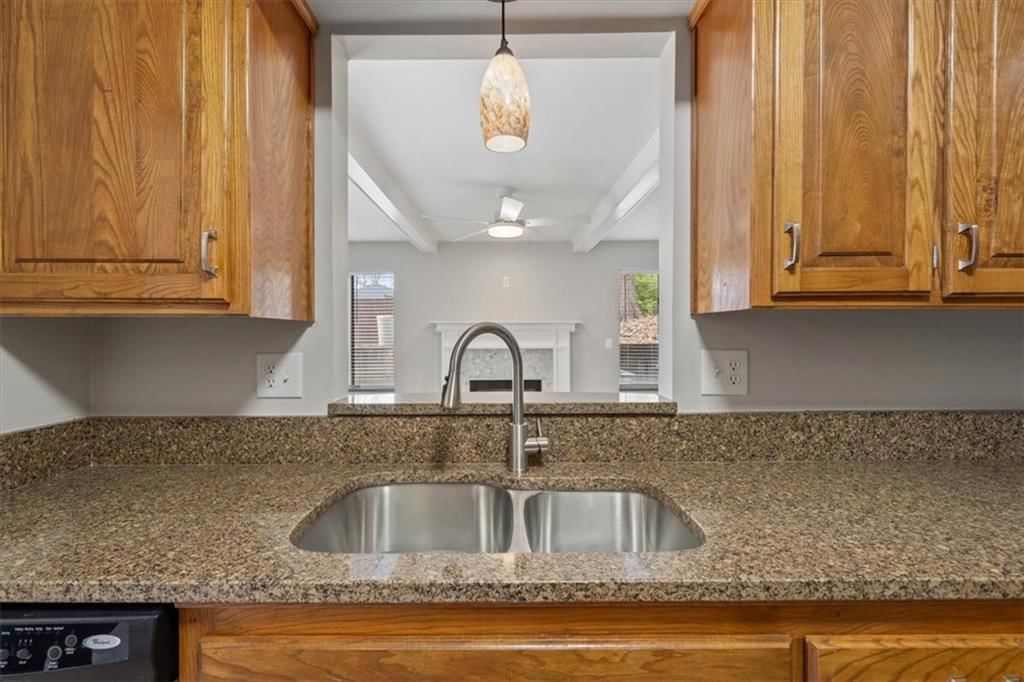 5860 PARK Street — photo 15