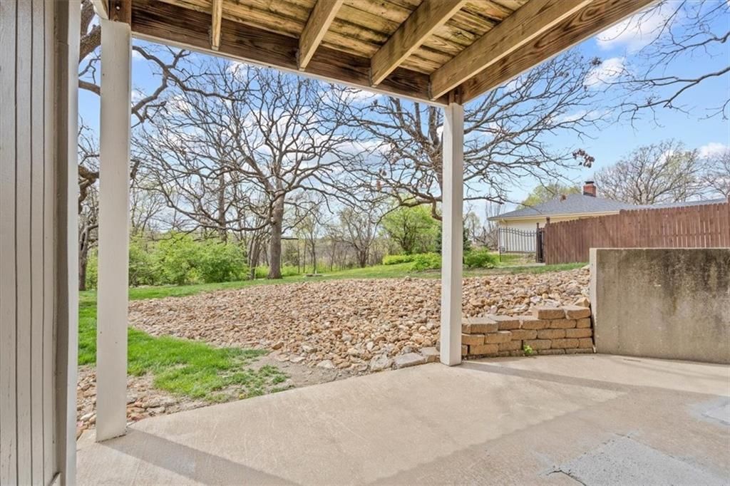 5860 PARK Street — photo 21