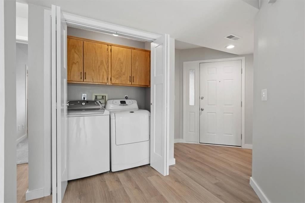 5860 PARK Street — photo 5
