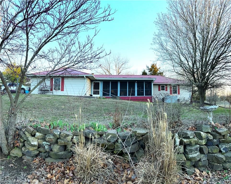 1156 NE 50th Road — photo 8