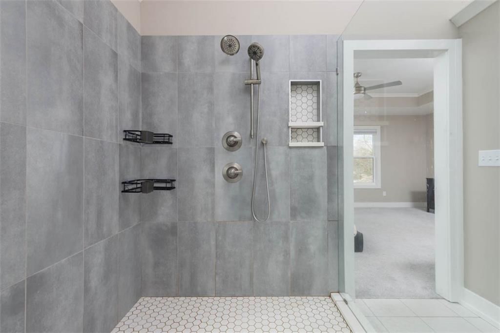 7430 N Lamar Drive — photo 19