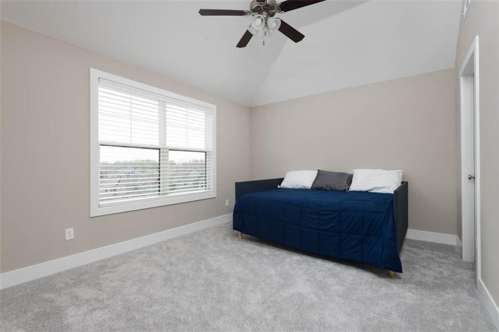 7430 N Lamar Drive — photo 27