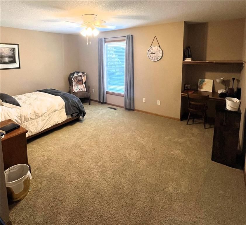 110 Surrey Court — photo 23