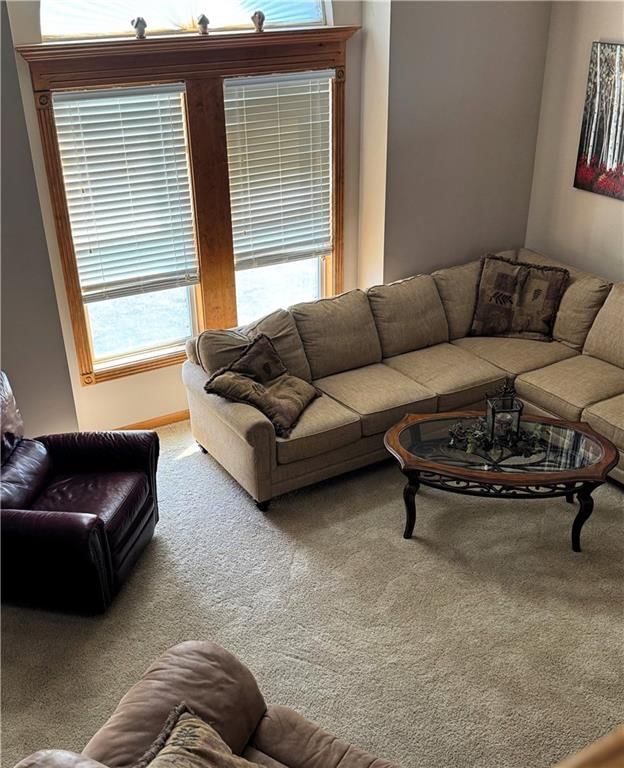 110 Surrey Court — photo 38