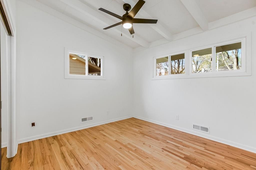 9018 Hemlock Drive — photo 11