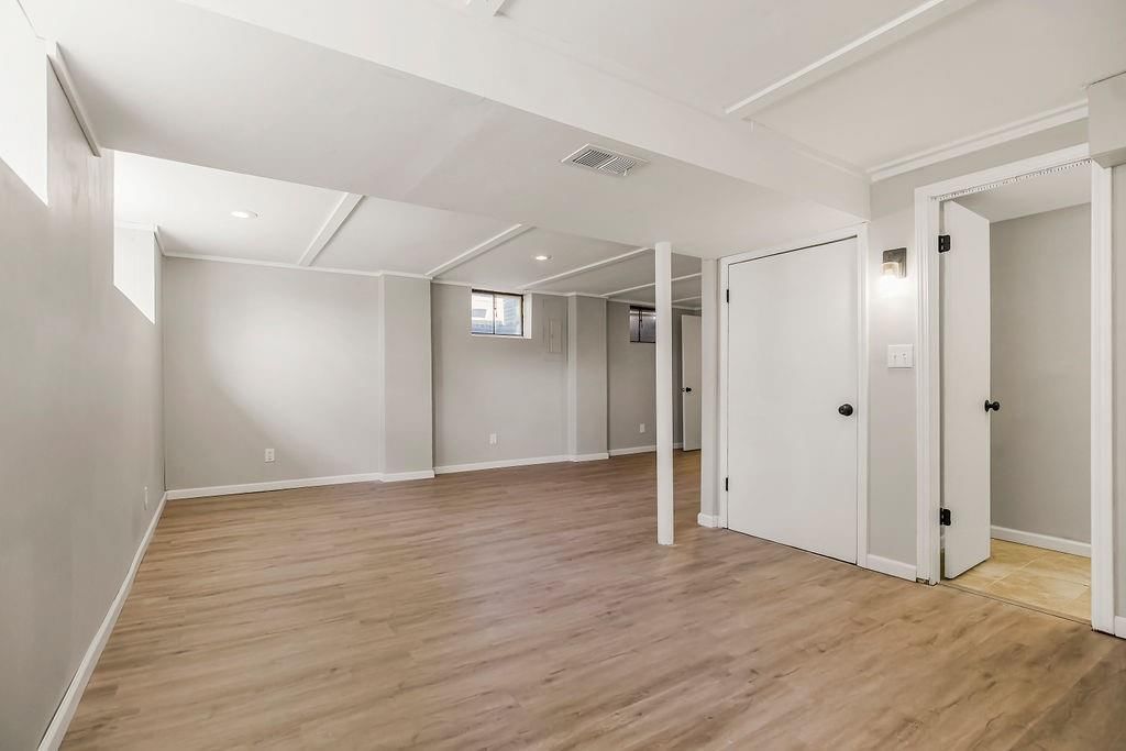 9018 Hemlock Drive — photo 13