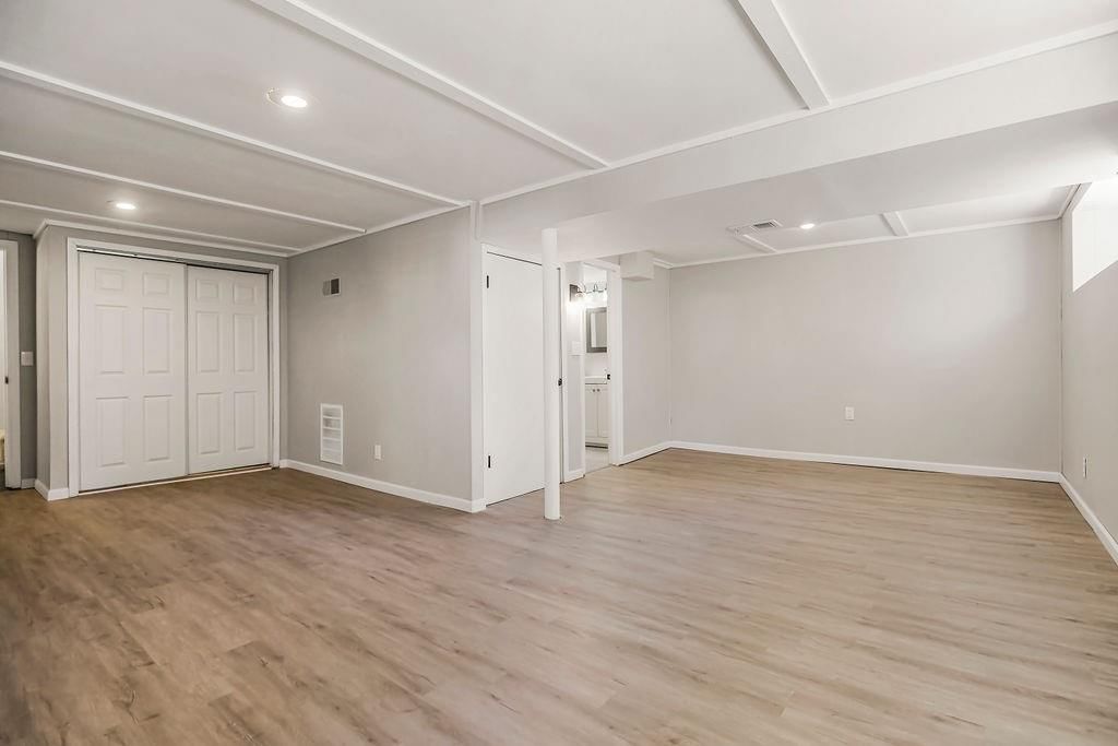 9018 Hemlock Drive — photo 14
