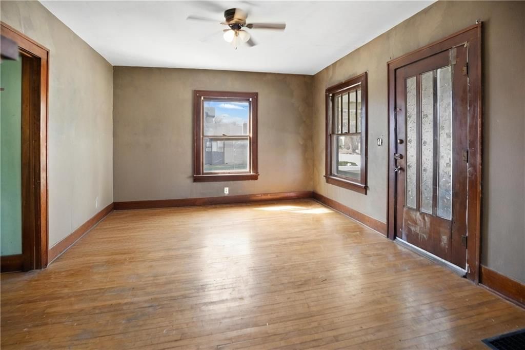 205 S 17th Street — photo 3