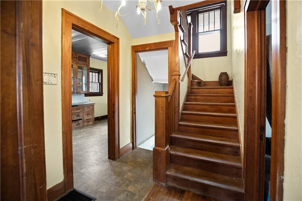 205 S 17th Street — photo 8