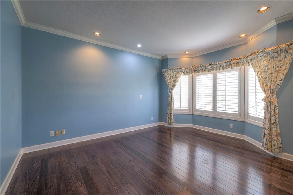 6509 W 92nd Street — photo 29