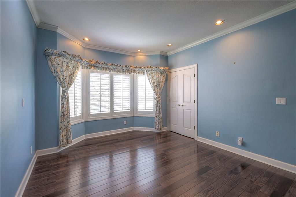 6509 W 92nd Street — photo 30
