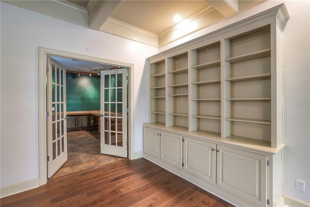 6509 W 92nd Street — photo 45
