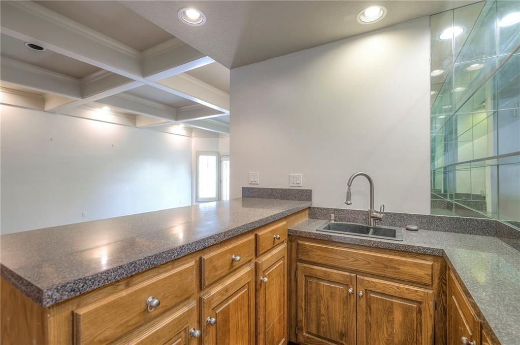 6509 W 92nd Street — photo 48