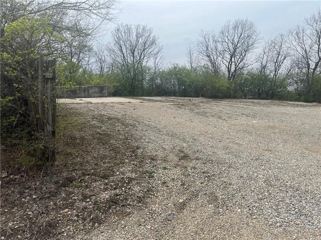 4004 Winchester Avenue — photo 3